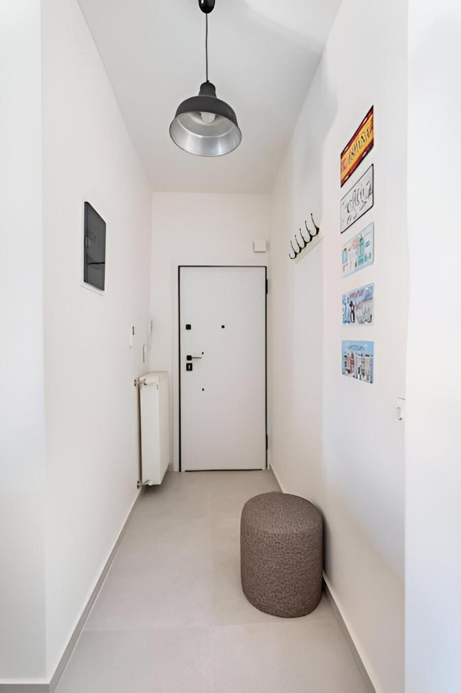 Elegant, Modern & Spacious Apartment In Thessaloniki With Balcony Ngoại thất bức ảnh